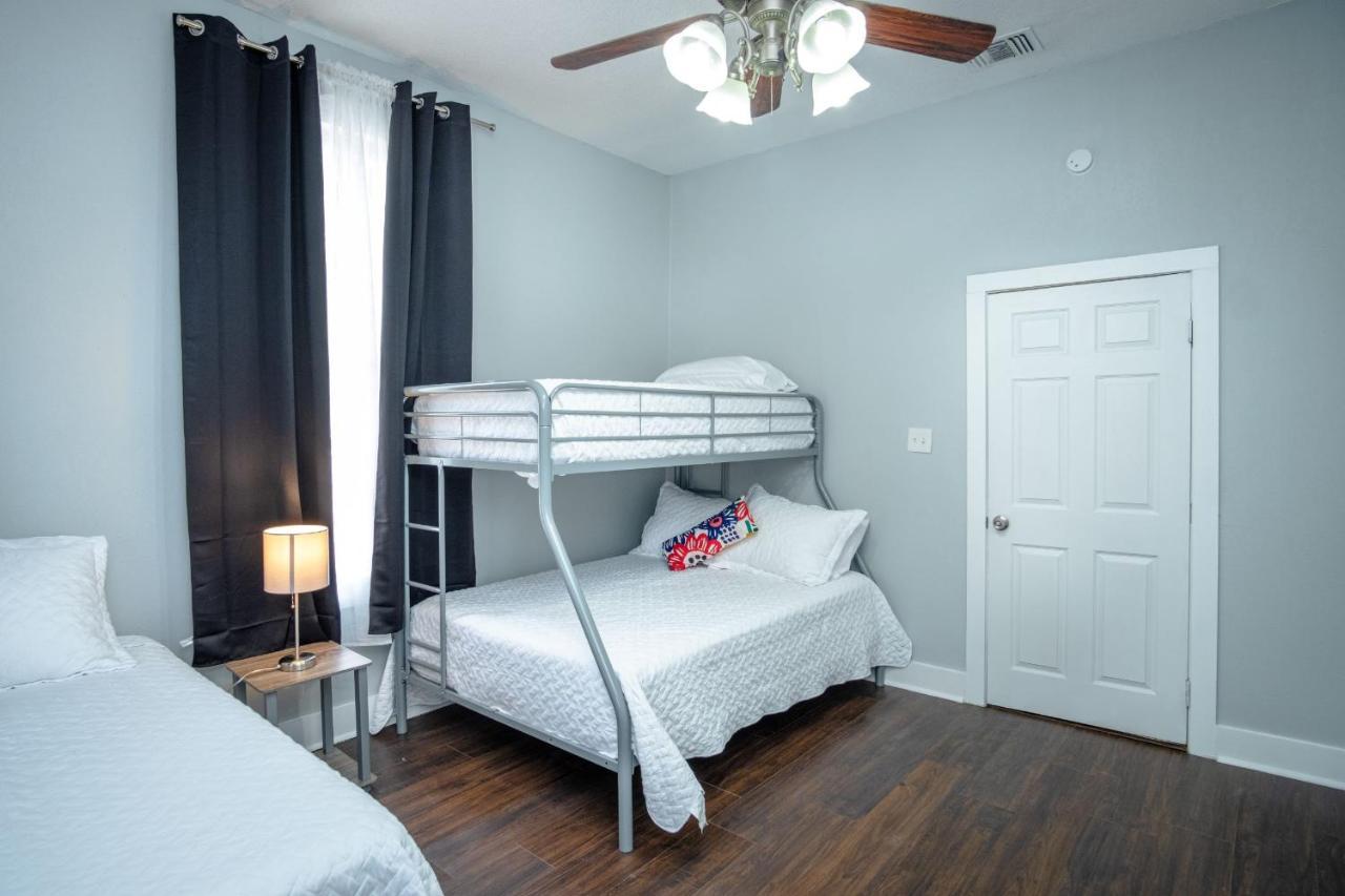 Appartamento Remodeled Historic 2Br 1Ba House Near Downtown San Antonio Esterno foto