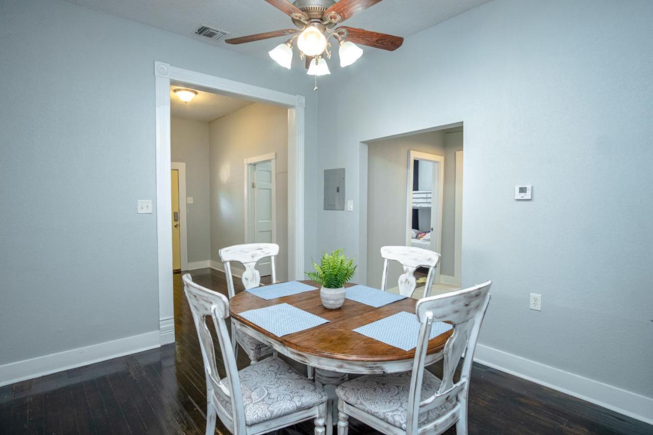 Appartamento Remodeled Historic 2Br 1Ba House Near Downtown San Antonio Esterno foto